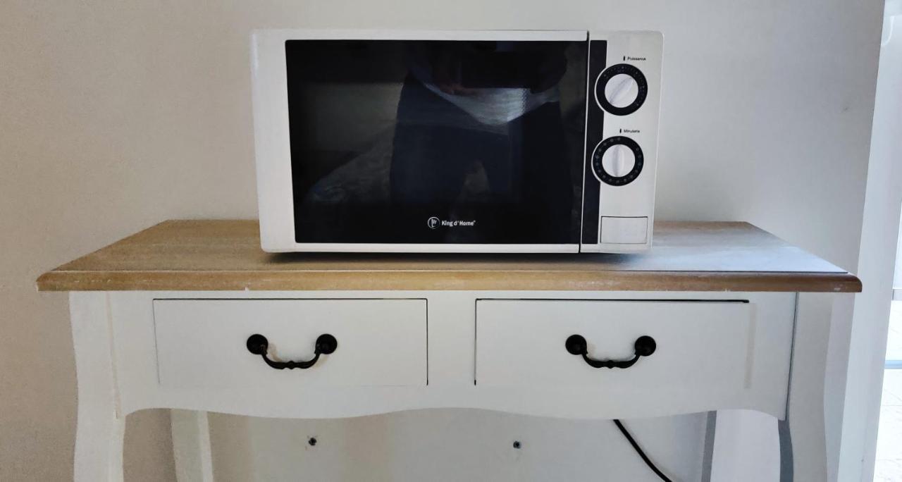 Apartamento Superbe chambre 20 m2, climatisée, parking, jardin, calme, 10 mn pont du Gard #7 Rochefort-du-Gard Exterior foto